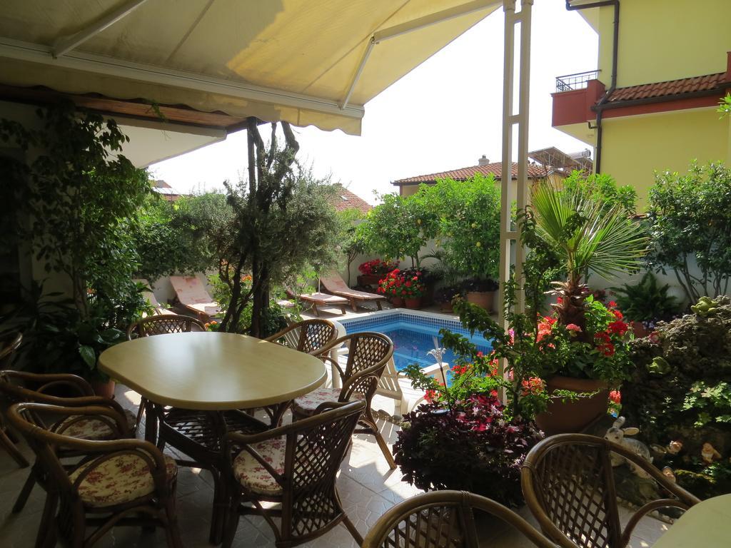 Family Hotel Sofi Sozopol Extérieur photo