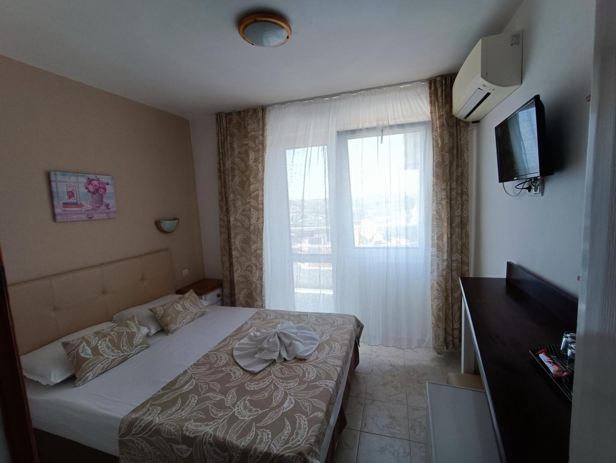 Family Hotel Sofi Sozopol Extérieur photo