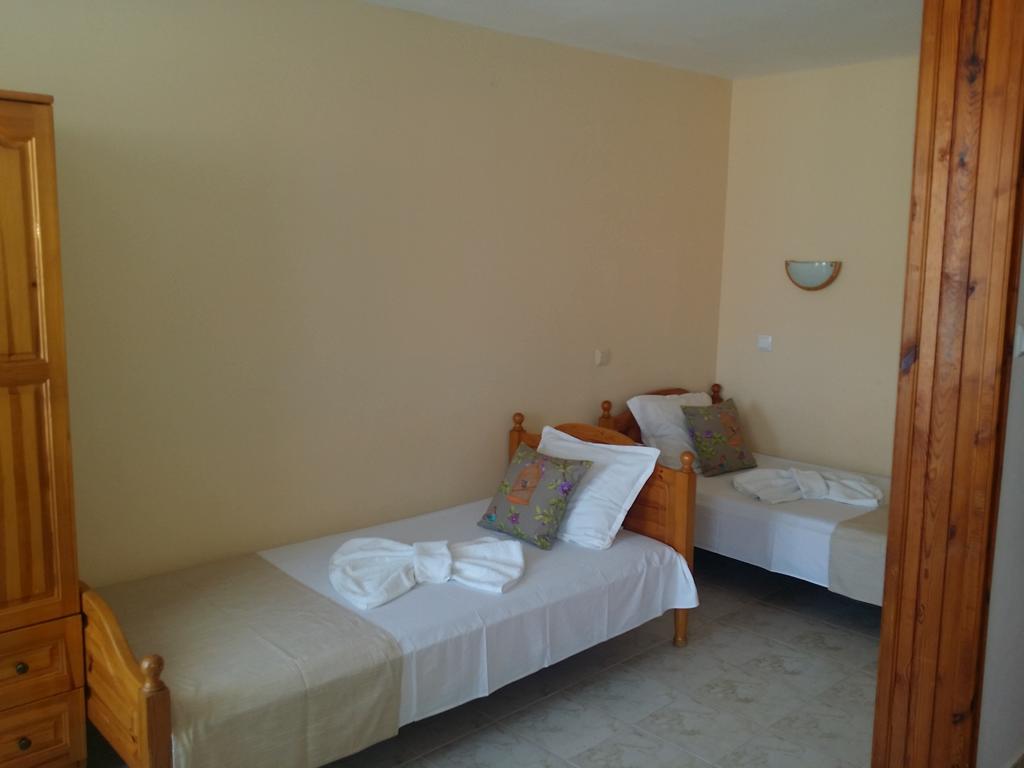 Family Hotel Sofi Sozopol Extérieur photo
